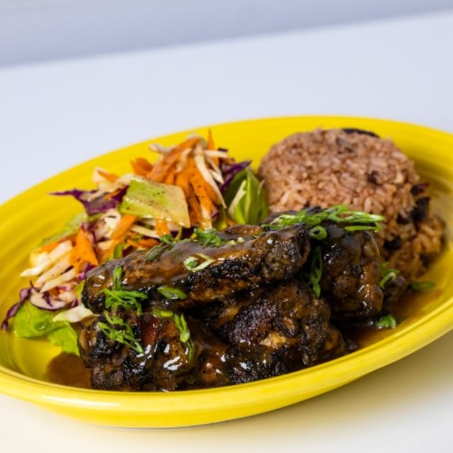 Jerk Wings Meal.